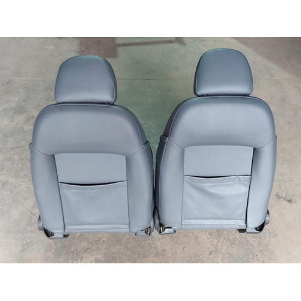 Par Bancos Dianteiro Couro  Fiat Linea 09/11 Cinza