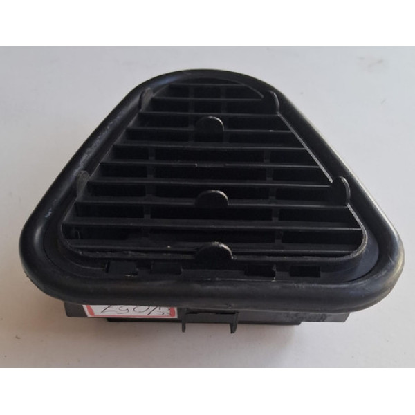 Difusor Externo Lateral Cabine Strada 05/12