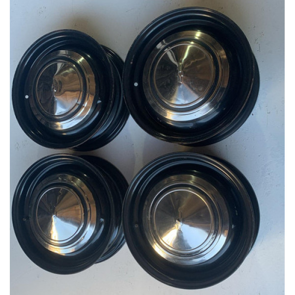 Jogo De Roda Aro 14 Com Calotas Gm Opala Caravan 68/78 Ca370