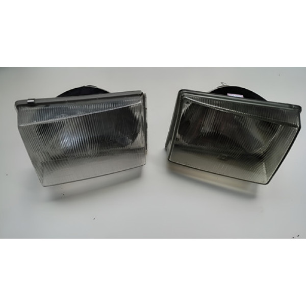 Farol Dianteiro E/d Uno Premio Fiorino 84/90